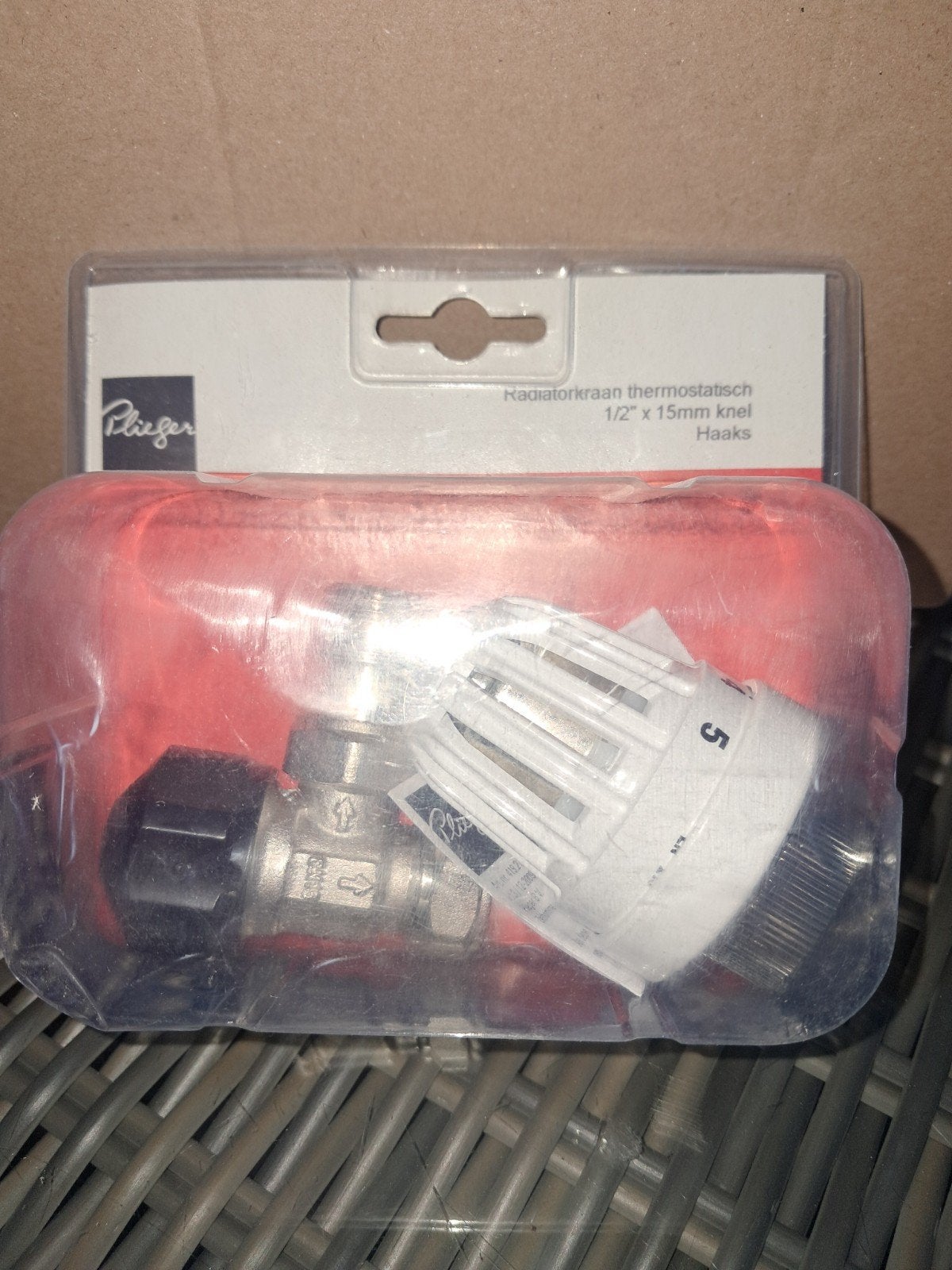 Plieger Thermostatische Radiator Kraan Haaks 1/2x15mm Knel, Ophalen of Verzenden