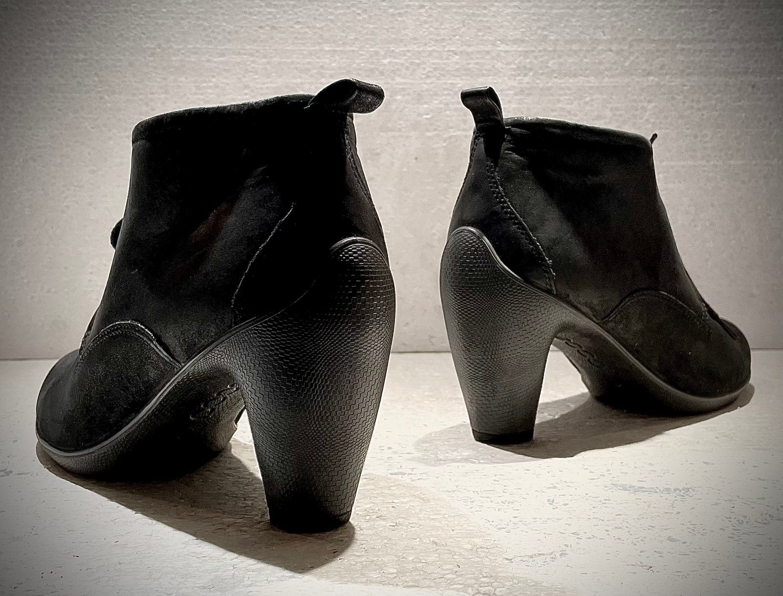 Ecco Comfort enkel laarzen met hoge hakken zwart 39, Kleding | Dames, Schoenen, Ophalen of Verzenden