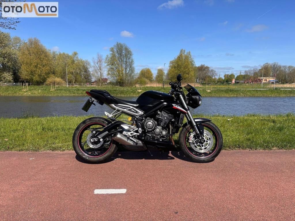TRIUMPH STREET TRIPLE 765 RS (bj 2017), Bedrijf, Onbekend, 765 cc, Onbekend