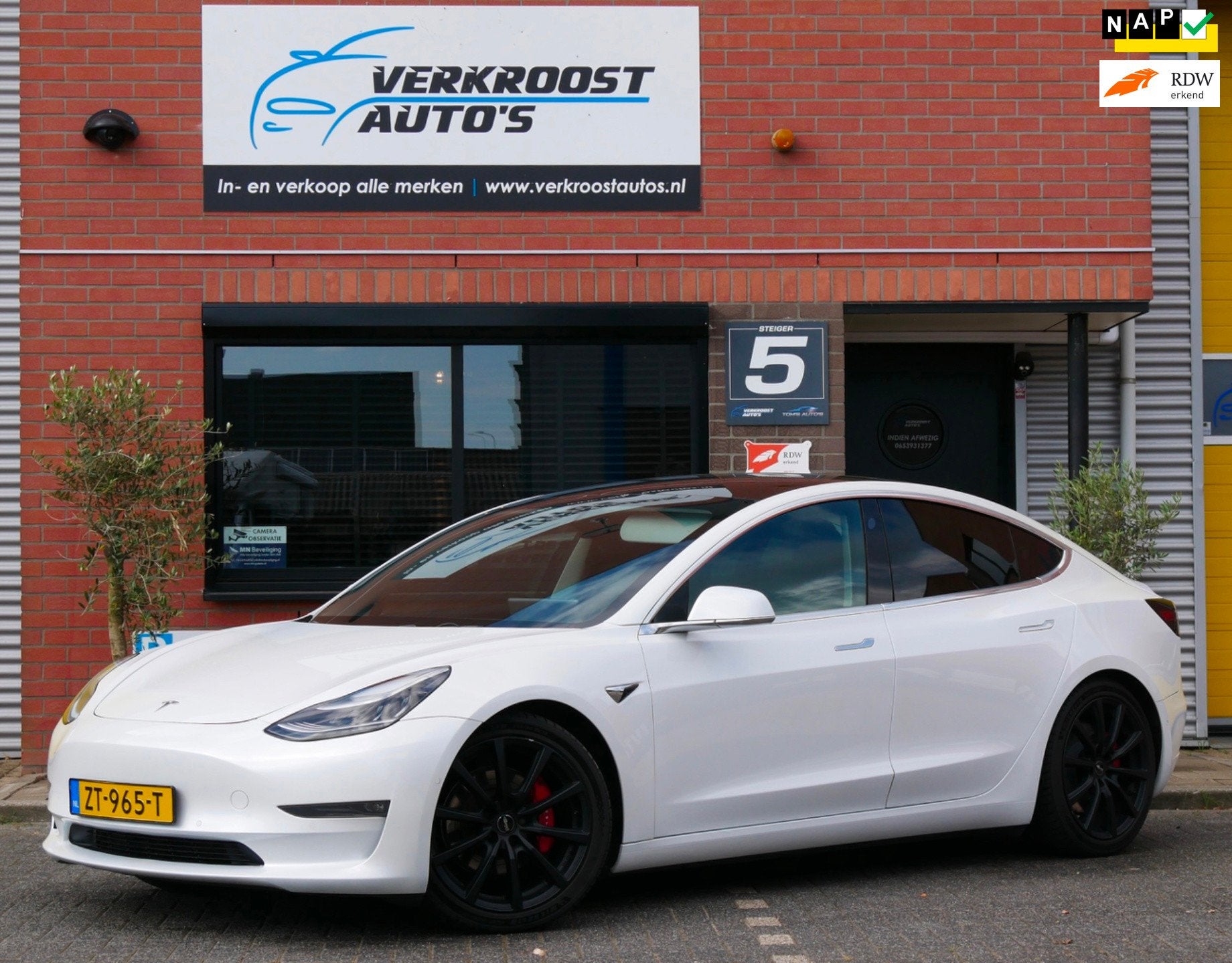 Tesla Model 3 Performance AWD.pb1n. 75 kWh pano org ned. 62d, Auto's, Automaat, Wit, 84 €/maand, Te koop
