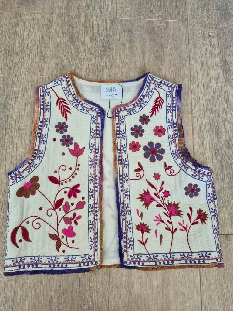 Zara Gilet Meisjes Maat 164 - Nieuwstaat, Meisje, Trui of Vest, Nieuw, Ophalen of Verzenden