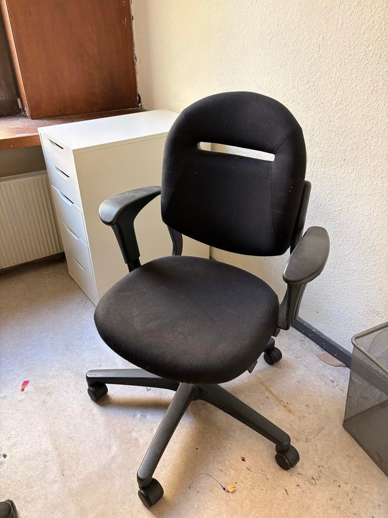 Ahrend design bureaustoel zwart ergononomisch, Ophalen, Gebruikt, Zwart, Bureaustoel