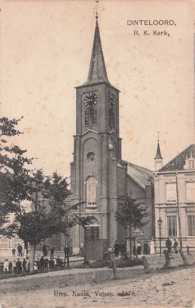 703-160-029 Dinteloord R K Kerk, Verzamelen, Ophalen of Verzenden, Voor 1920, Noord-Brabant