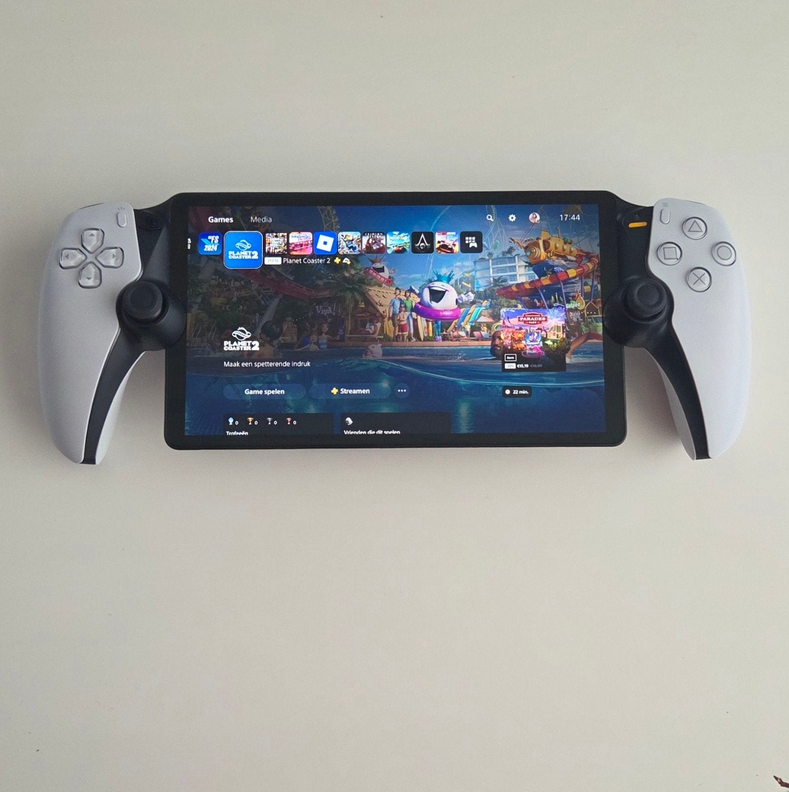 Sony PlayStation portal remote player + Travel case