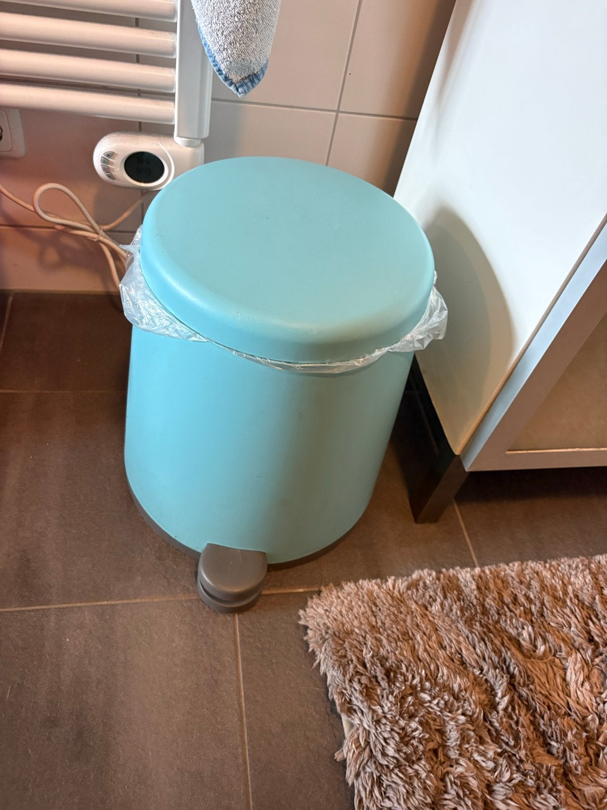 12 liter prullenbak met pedaal, Ophalen, Kunststof, Met pedaal, Zo goed als nieuw