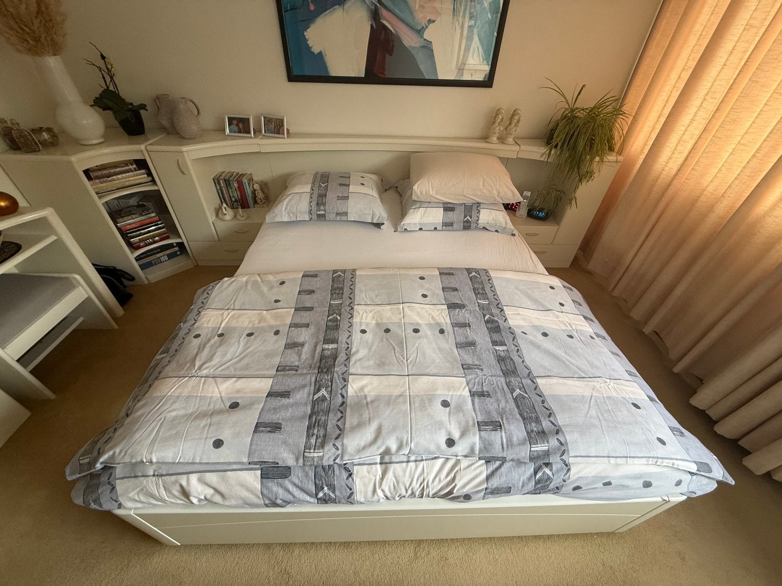 Compleet bed + frame eromheen nachtkastjes, Ophalen, Zo goed als nieuw, Tweepersoons