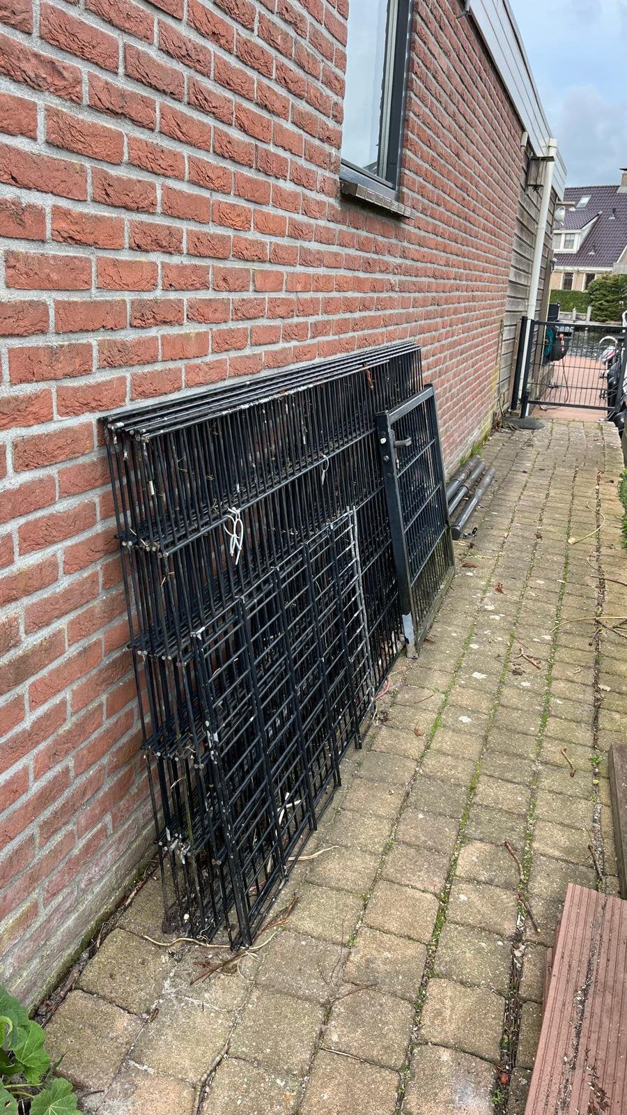 Hek en 2 poortjes, Ophalen, Zo goed als nieuw, IJzer, Sierhekwerk