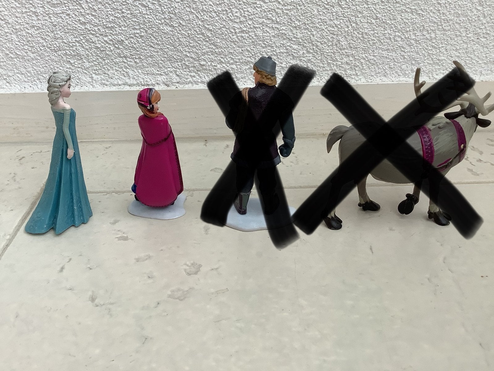 Disney frozen poppetjes elsa anna figuren, Verzamelen, Disney, Ophalen of Verzenden, Overige figuren, Zo goed als nieuw, Beeldje of Figuurtje
