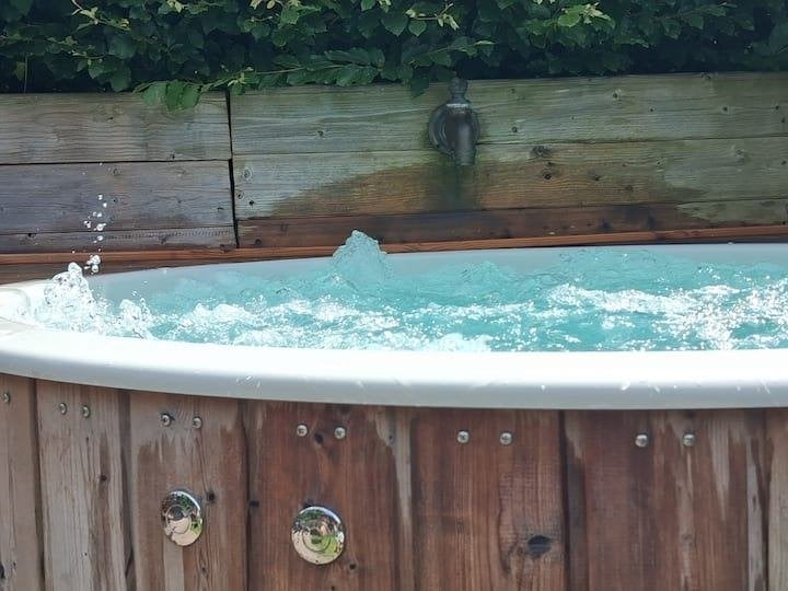 romantisch natuurhuisje met houtgestookte sauna en hottub, Landelijk, Internet, Gelderland en Veluwe, 1 slaapkamer