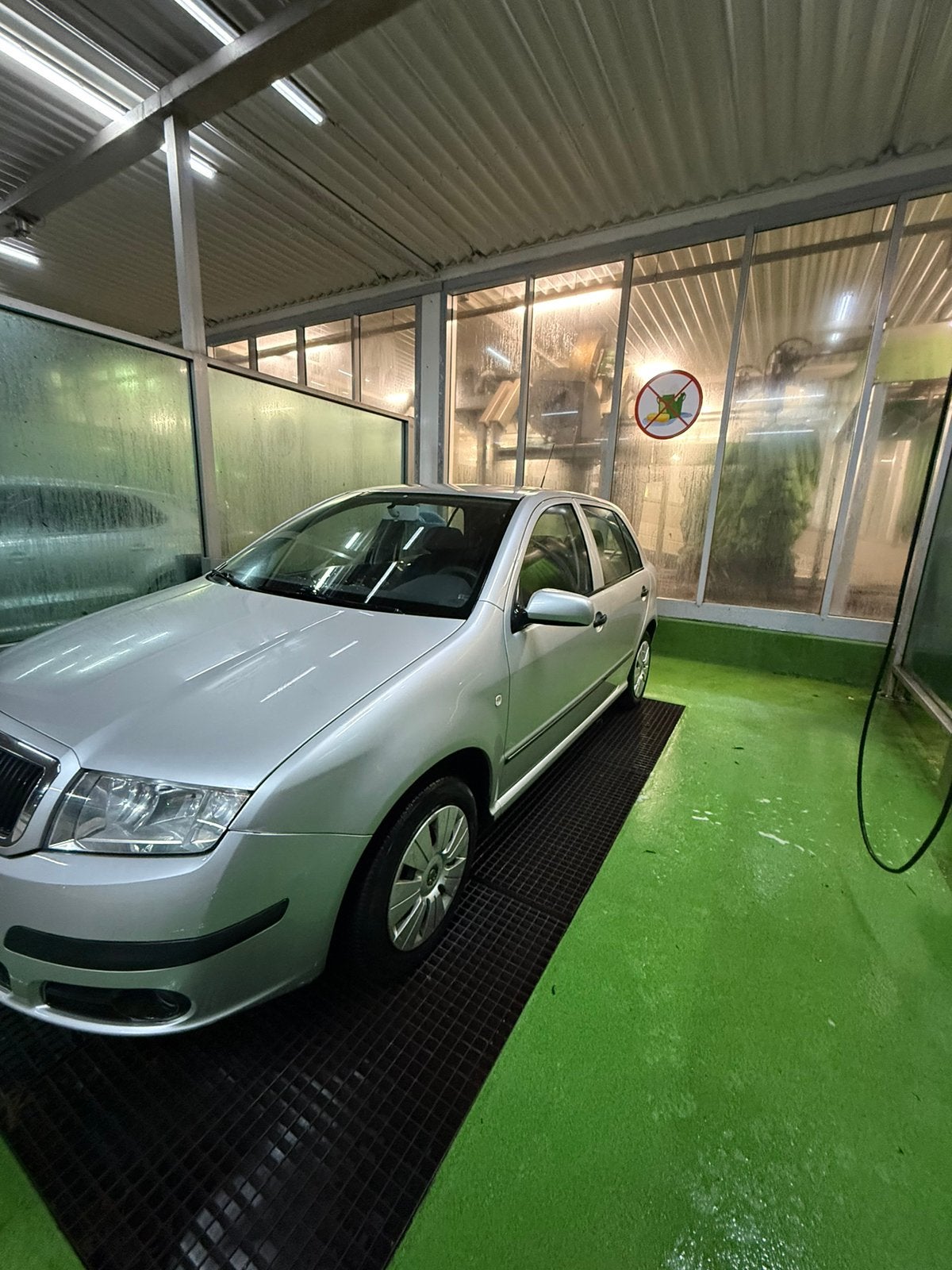 Skoda Fabia 1.4 55KW 2005 Grijs, Voorwielaandrijving, 4 cilinders, Airbags, Origineel Nederlands
