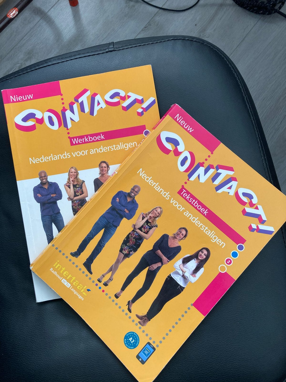 Contact! Nederlands voor anderstaligen - Tekstboek & Werkboe, Boeken, Ophalen of Verzenden, Gamma, Gelezen, Niet van toepassing