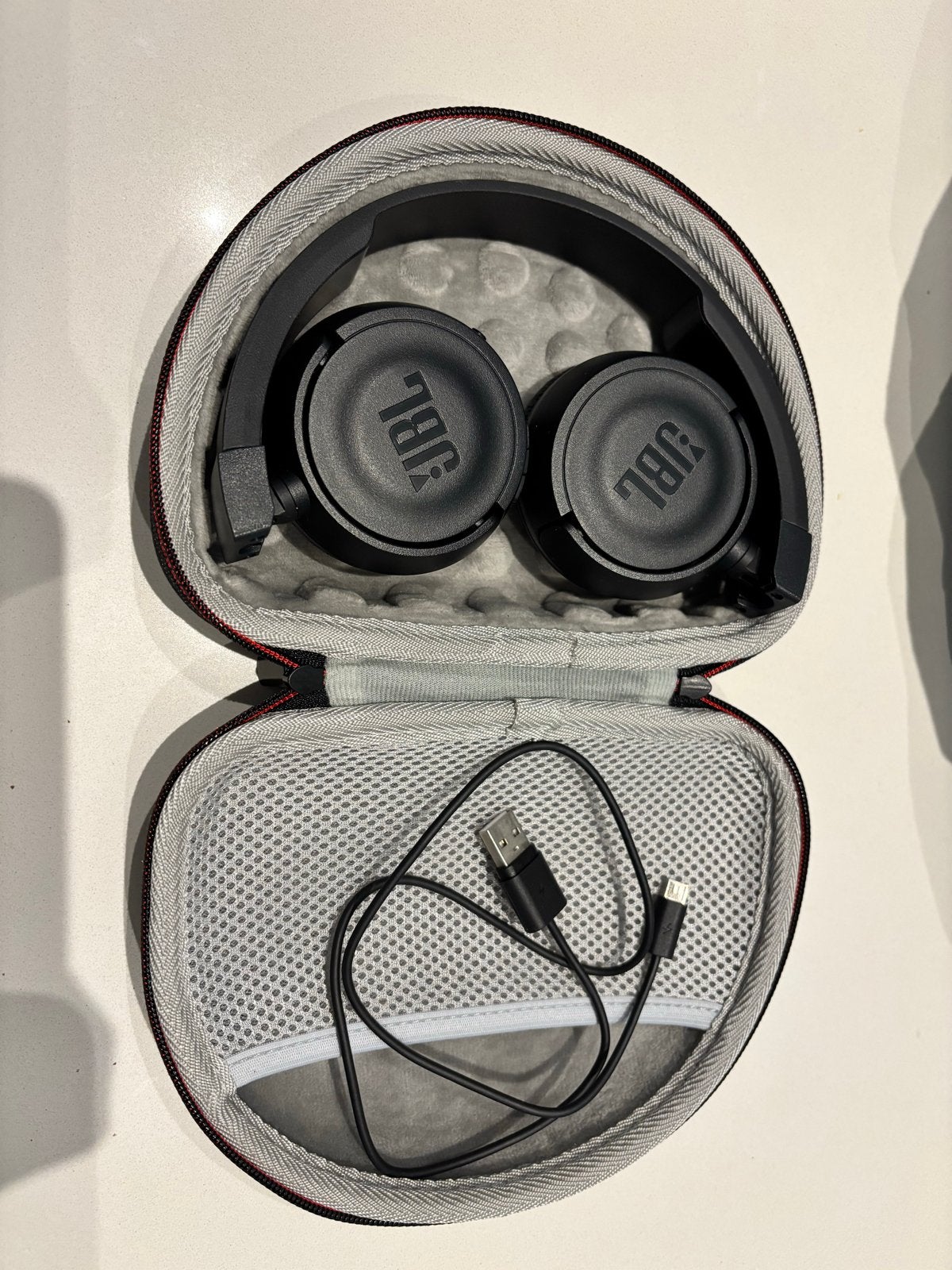 JBL T450BT draadloze on-ear koptelefoon zwart, Ophalen of Verzenden, Zo goed als nieuw, Overige merken, Draadloos