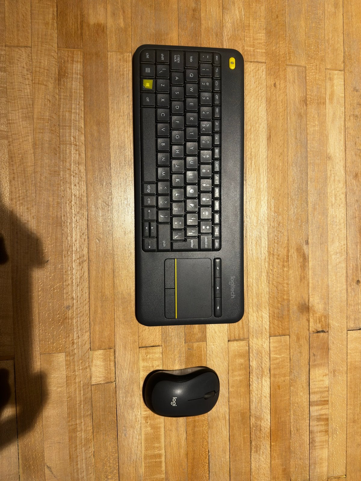 Logitech draadloos toetsenbord en muis set met USB-ontvanger, Draadloze ontvanger, Ophalen of Verzenden, Zo goed als nieuw, Draadloos