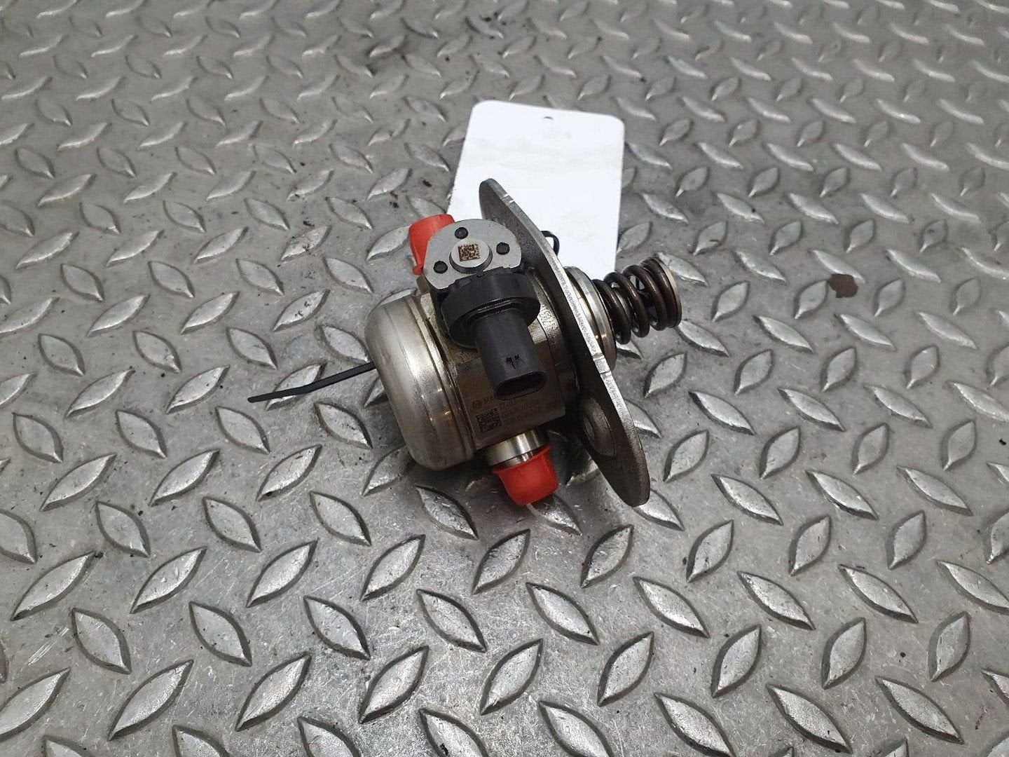 BMW 5 SERIES BRANDSTOF POMP VOOR DE INJECTOR 2019, Ophalen of Verzenden, Gebruikt, Stiba lid