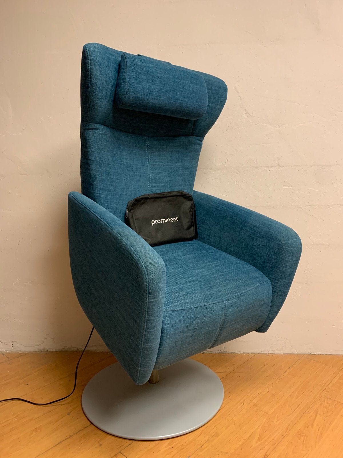 Sta op stoel, Relax fauteuil van Prominent. Kleur blauw Stof, Huis en Inrichting, Fauteuils, Ophalen