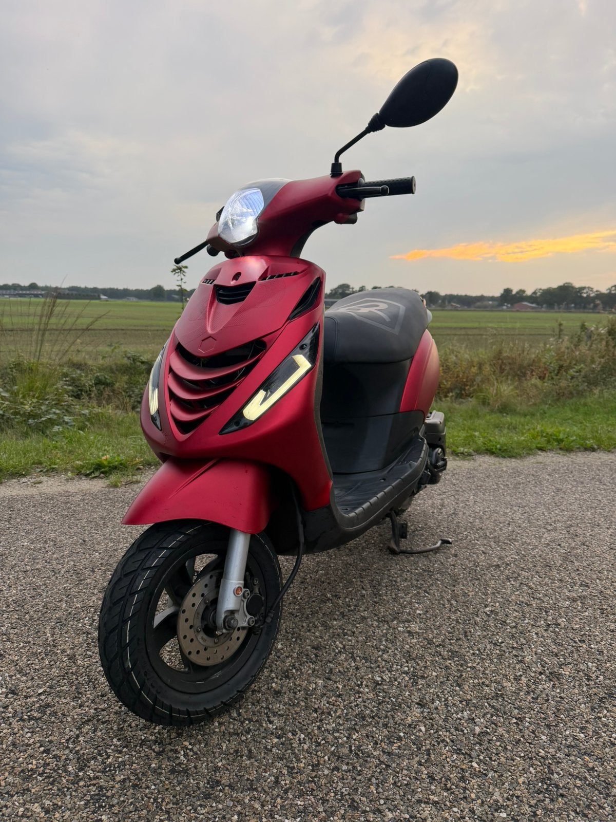 Piaggio Zip 4t 2017 Brom, Fietsen en Brommers, Ophalen, Zo goed als nieuw, Benzine, Zip