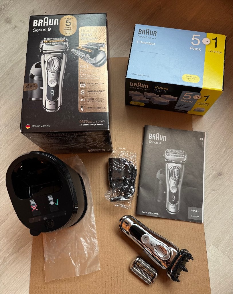Braun Series 9 (9375CC) + Cartridges - NIEUW, Ophalen of Verzenden, Nieuw, Scheren en Epileren