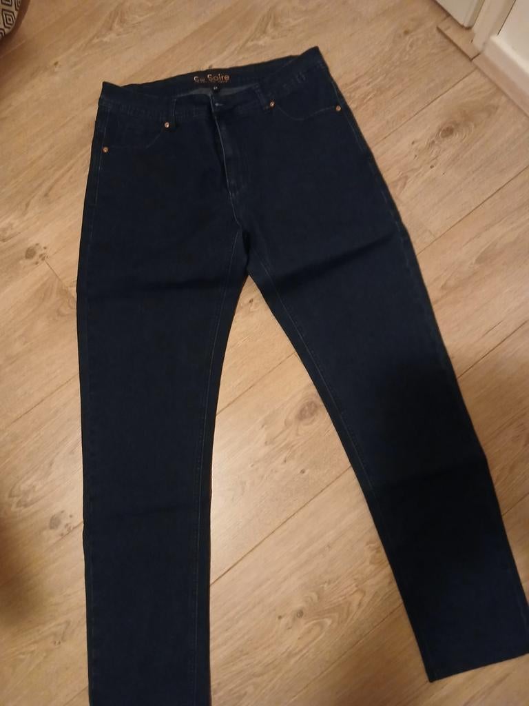 NIeuwe damesjeans. Merk So Soire, Blauw, Nieuw, Lang, Ophalen