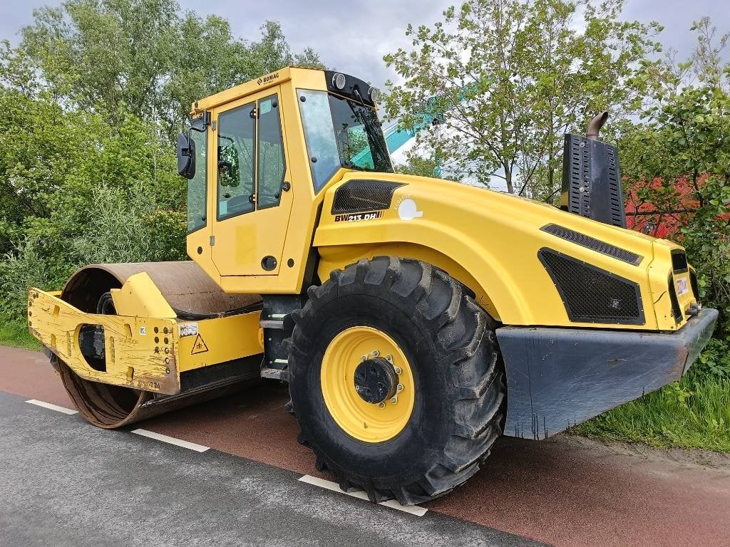 Bomag BW 213 D H-4 i drum compactor roller wals (bj 2015)