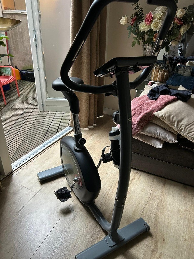 Cardio fiets hometrainer Flow Fitness DHT500, Ophalen, Gebruikt, Kunststof, Hometrainer