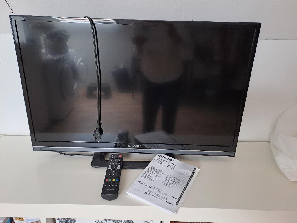 Televisie 85 cm. Sharp, Audio, Tv en Foto, Televisies, Ophalen, 50 Hz, 80 tot 100 cm, Sharp