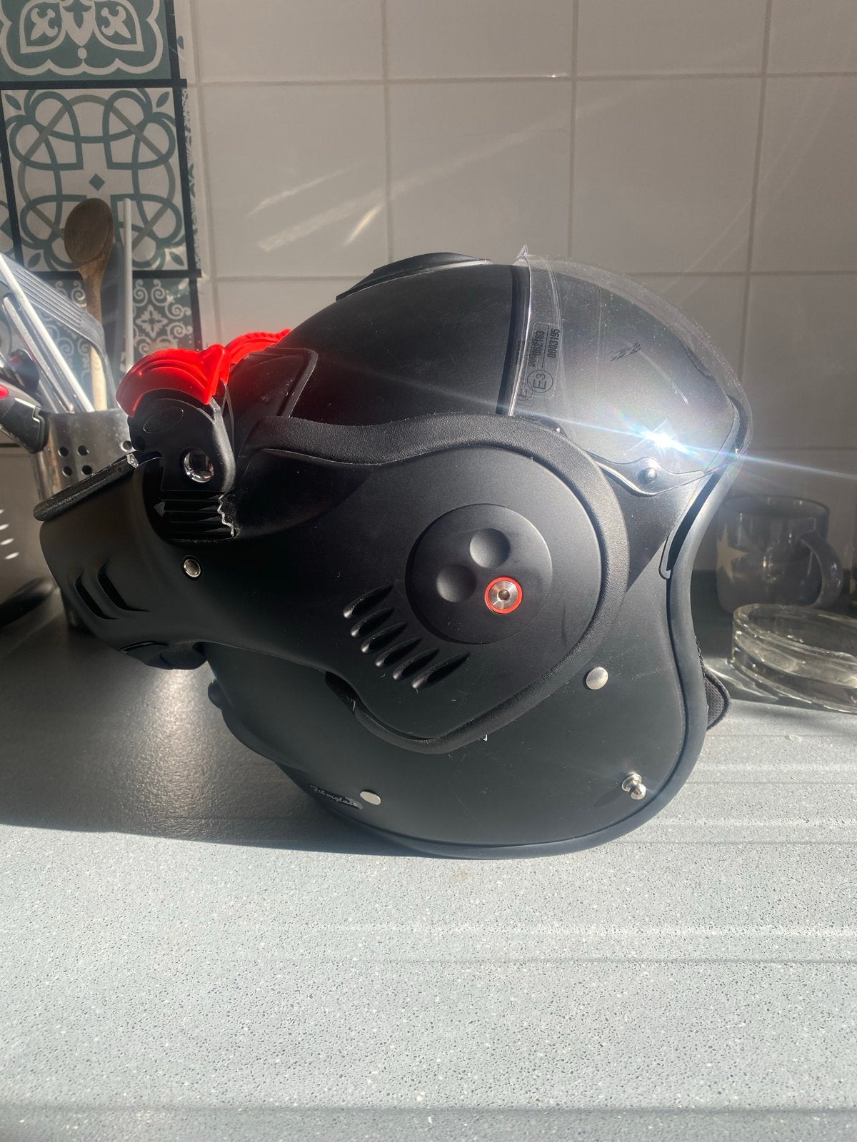 Roof Boxer V8 helm maat L - Zo goed als nieuw, Motoren, Overige merken, Systeemhelm, Heren, Ophalen of Verzenden
