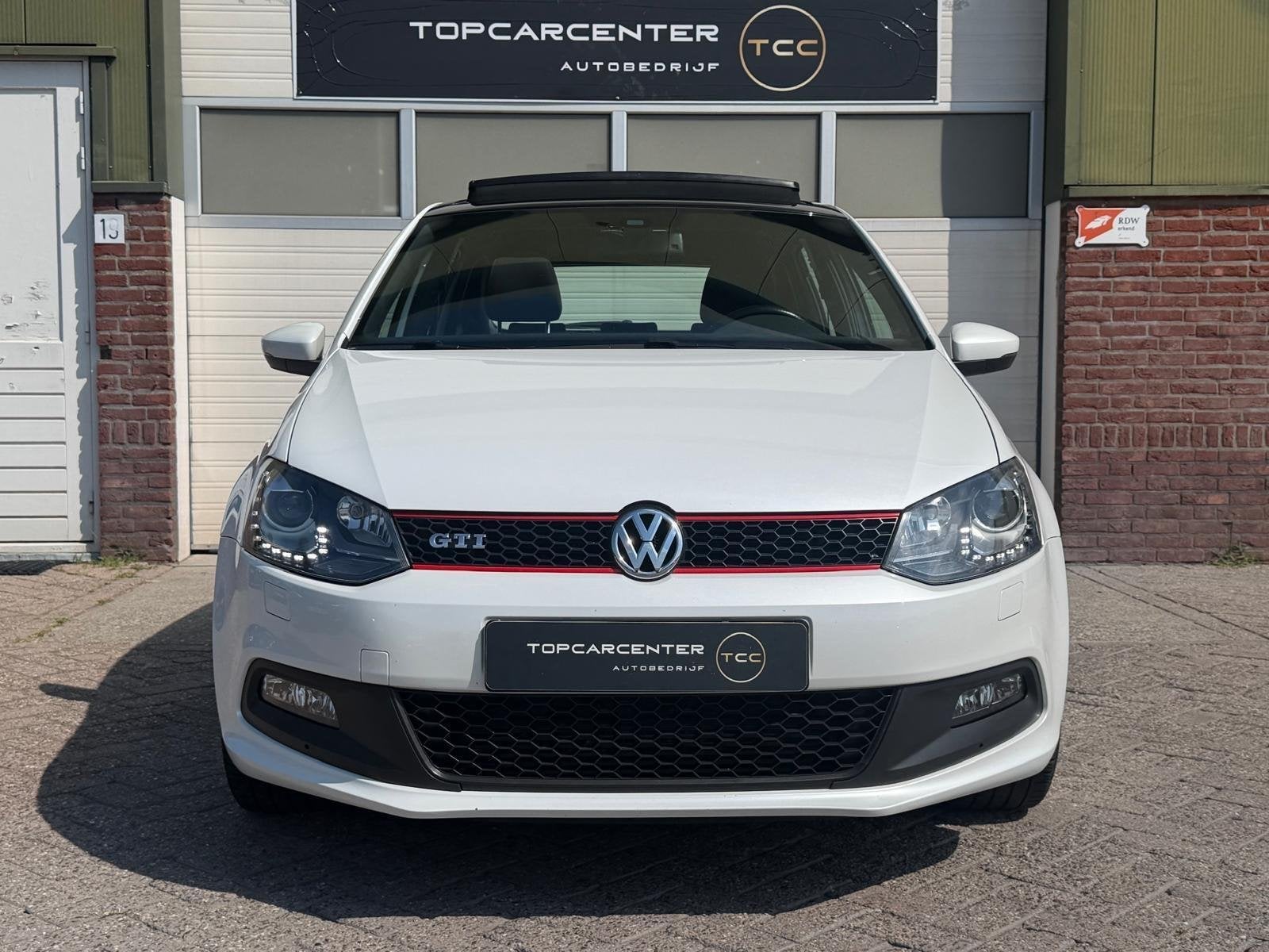 Volkswagen Polo 1.4 TSI GTI/PANO/AUT/CRUISE/PARKS/APK/NAP, Euro 5, 4 cilinders, 179 pk, Wit