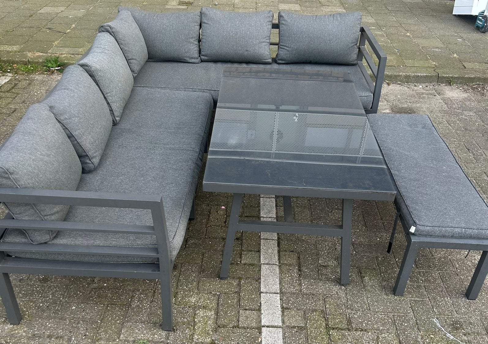 Grote tuinset, inclusief tafel en klein 2 persoon bankje, Ophalen, Gebruikt, Meer dan 8 zitplaatsen, Aluminium