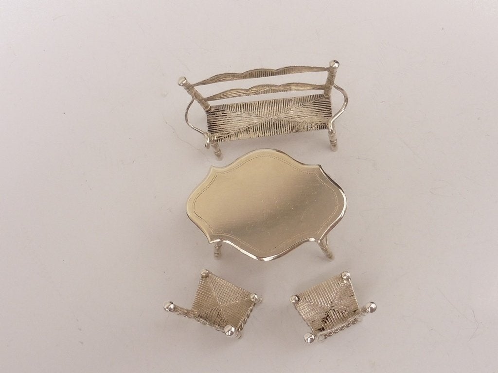 Zilveren miniatuur Tafel, bankje en 2 stoelen           Z457, Ophalen of Verzenden, Zilver