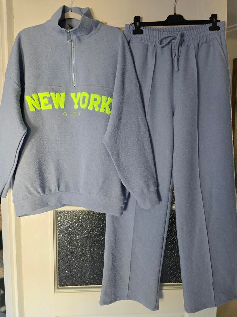 Nieuw pak new york Neon geel lichtblauw 40 42 44 46, Kleding | Dames, Huispakken, Ophalen of Verzenden, Nieuw, Maat 42/44 (L)
