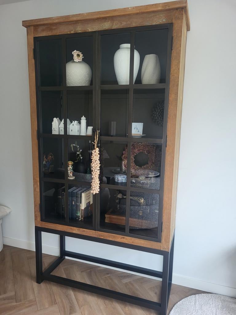 Vitrinekast Blora teakhout met stalen deuren, Ophalen, Met deur(en), Teakhout, 50 tot 100 cm