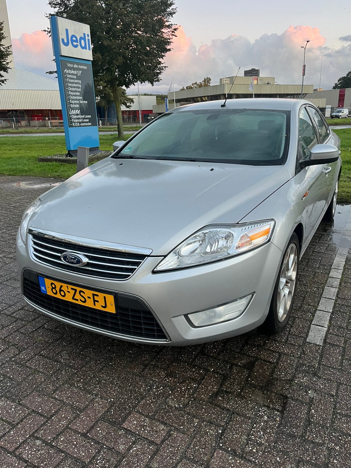 Ford Mondeo AUTOMAAT, Auto's, 1441 kg, 730 kg, 4 cilinders, Mondeo