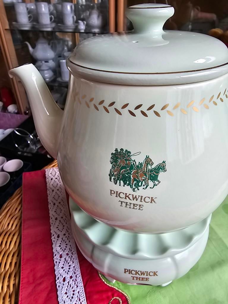 DE theepot, Antiek en Kunst, Antiek | Servies los, Ophalen of Verzenden