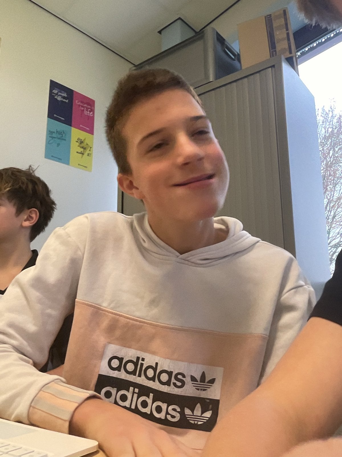knappe buzz, Ophalen of Verzenden, Zo goed als nieuw