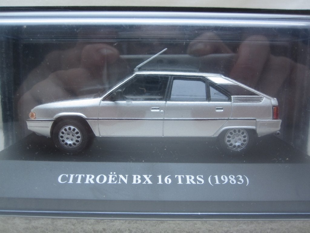 Citroën BX 16 TRS 1983 zilvergrijs metallic 1:43 Atlas, Hobby en Vrije tijd, Modelauto's | 1:43, Ophalen of Verzenden, Nieuw, Auto
