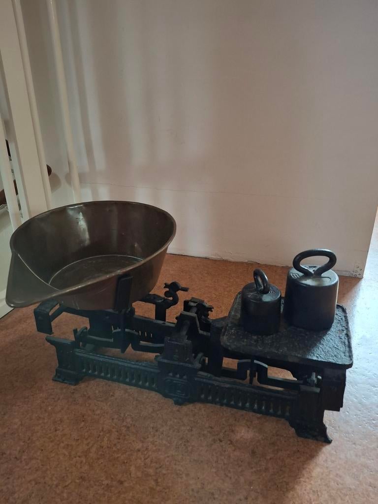 Weegschaal koper met 2 gewichten, Antiek en Kunst, Curiosa en Brocante, Ophalen