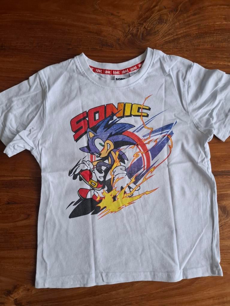 Nieuw Sonic shirtje maat 134/140, Ophalen of Verzenden, Nieuw, Jongen of Meisje, Shirt of Longsleeve