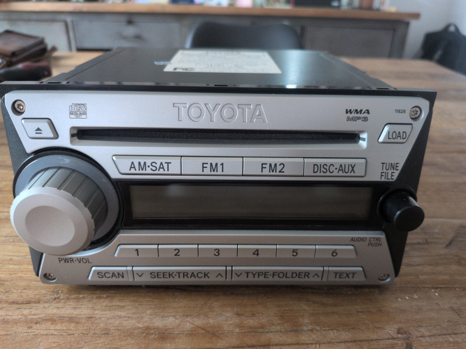 Toyota FJammer Autoradio CD/MP3 Speler voor fj cruiser, Ophalen of Verzenden, Zo goed als nieuw