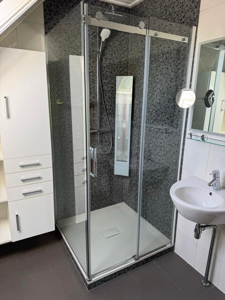 Moderne glazen douchecabine met schuifdeur, Ophalen, Gebruikt, Glas, Douche