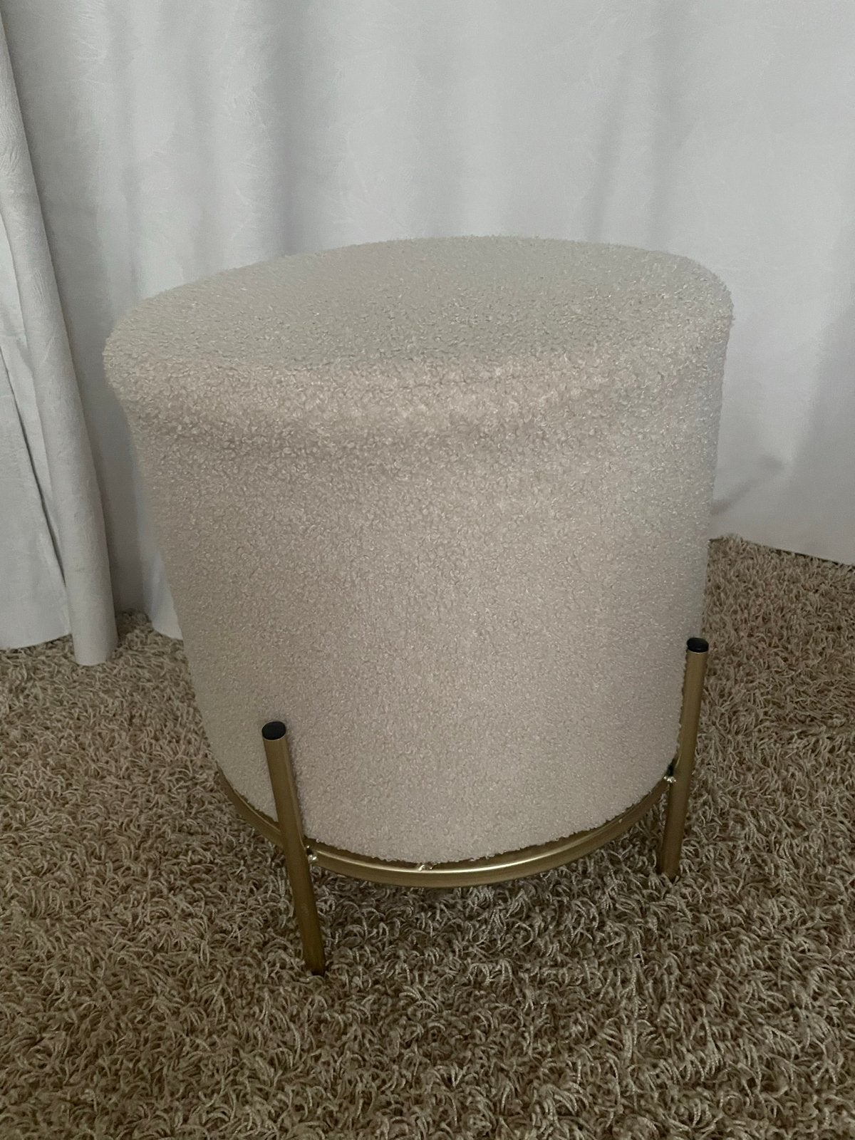 Crèmekleurige poef met gouden onderstel, Minder dan 50 cm, Rond, Minder dan 50 cm, Ophalen of Verzenden