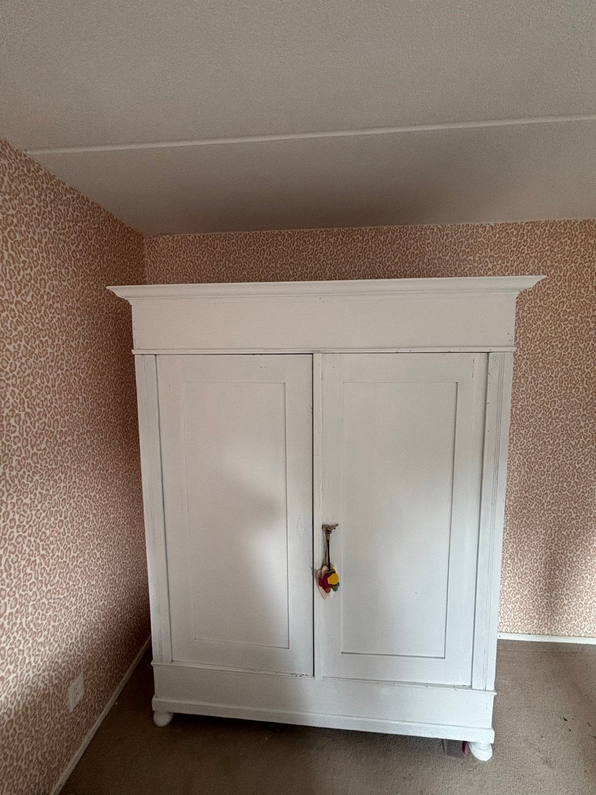 Mooie demontabele houten kast wit geverfd, Huis en Inrichting, Kasten | Kledingkasten, Ophalen, Gebruikt, 100 tot 150 cm, 150 tot 200 cm