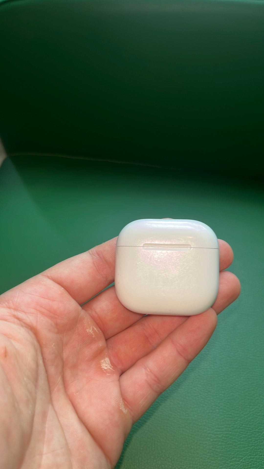 Airpods 4 perfecte staat, Telecommunicatie, Mobiele telefoons | Oordopjes, Ophalen of Verzenden, Zo goed als nieuw