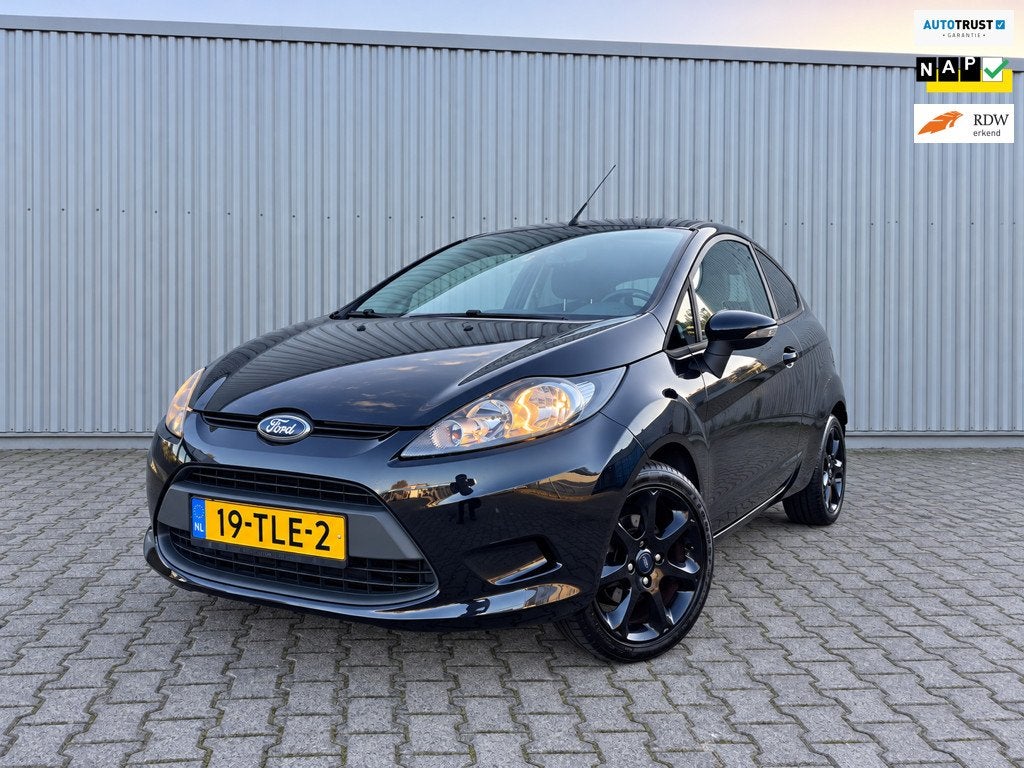 Ford Fiesta 1.25 Black Edition!, Voorwielaandrijving, Emergency brake assist, 4 cilinders, 82 pk