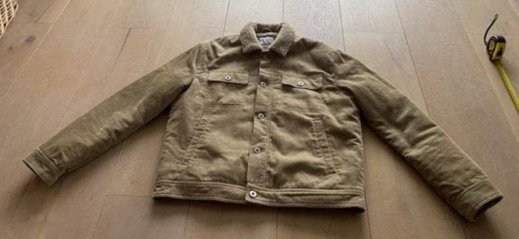 Bershka M ribstof, Ophalen of Verzenden, Zo goed als nieuw, Maat 48/50 (M), Beige