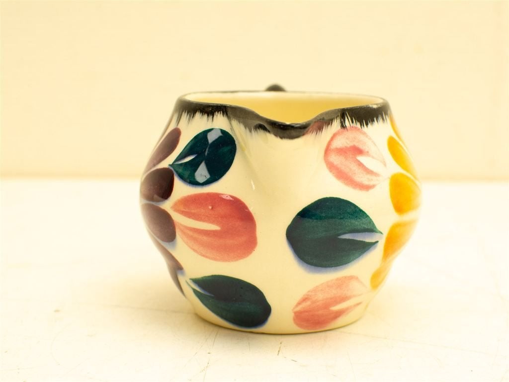 Boch freres la louviere melkkannetje 32485, Gebruikt, Ophalen of Verzenden, Bord(en), Wedgwood