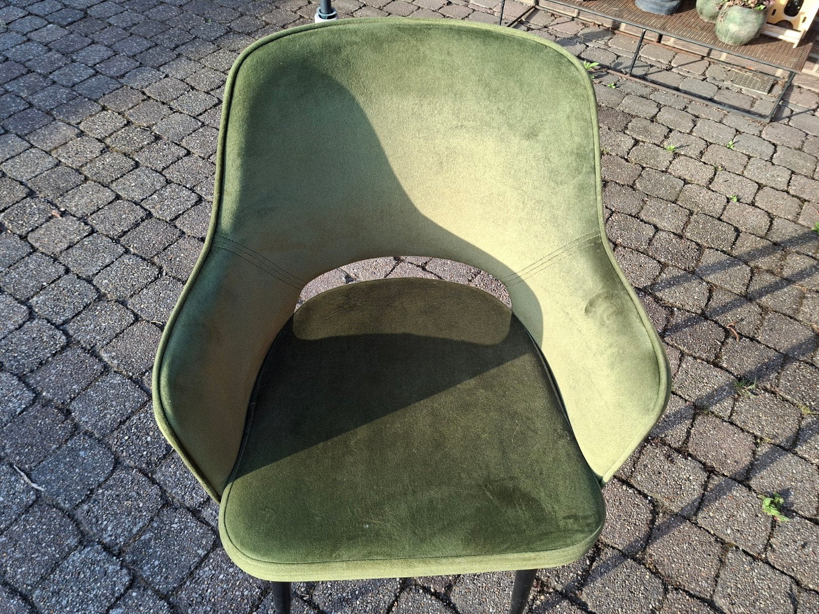 Olijfgroene fluwelen eetkamerstoelen 4 stuks, Ophalen, Zo goed als nieuw, Overige kleuren, Vier