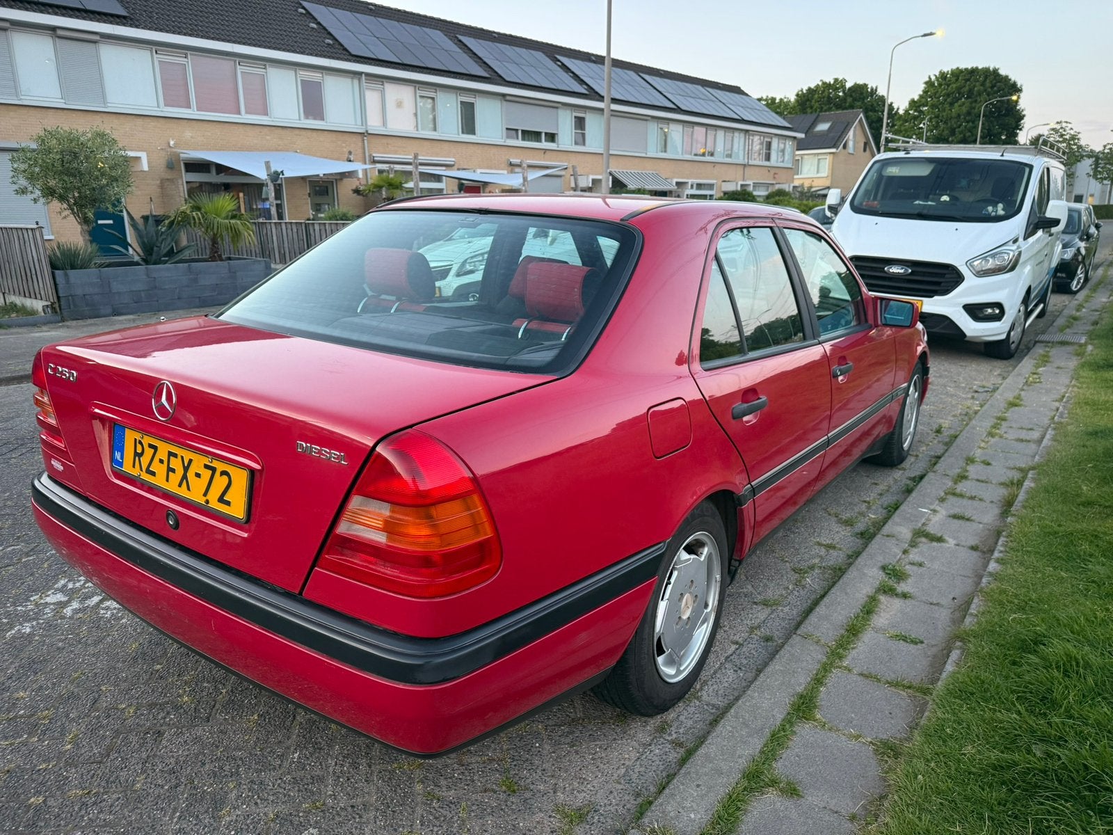 Mercedes-Benz C-Klasse 2.5 D C250 Oxykat 1994 Rood, foto 6