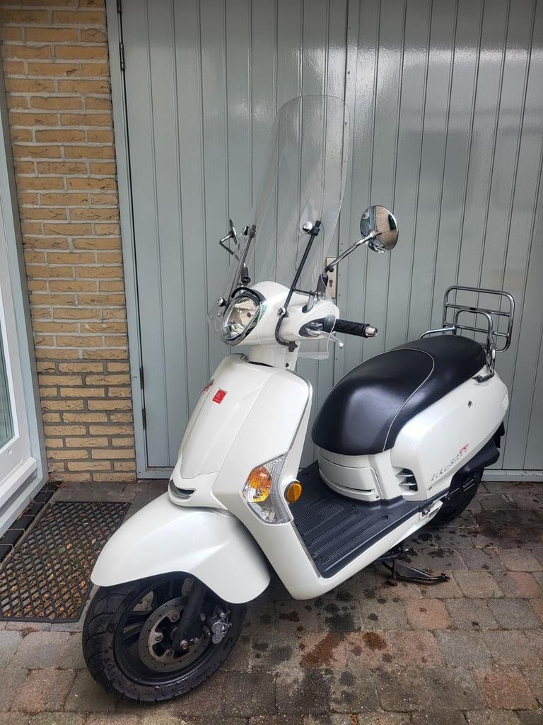 Kymco Like 50TT, Fietsen en Brommers, Scooters | Kymco, Ophalen, Gebruikt, Maximaal 45 km/u, 49 cc