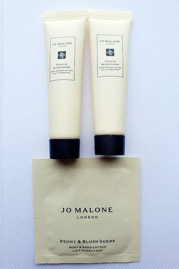 Jo Malone 2 nieuwe tubes en 1 sample body&hand lotion, Verzenden, Nieuw, Bodylotion, Crème of Olie