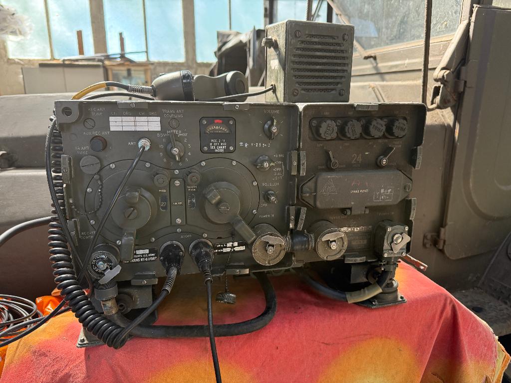 DAF YA 126 Radioset RT67/GRC met mounting, Ophalen of Verzenden, Landmacht, Nederland, Overige typen